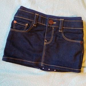 LIike New baby gap skirt